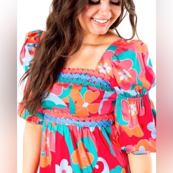 Floral Puff Sleeve Midi Dress - Picture 8 of 15